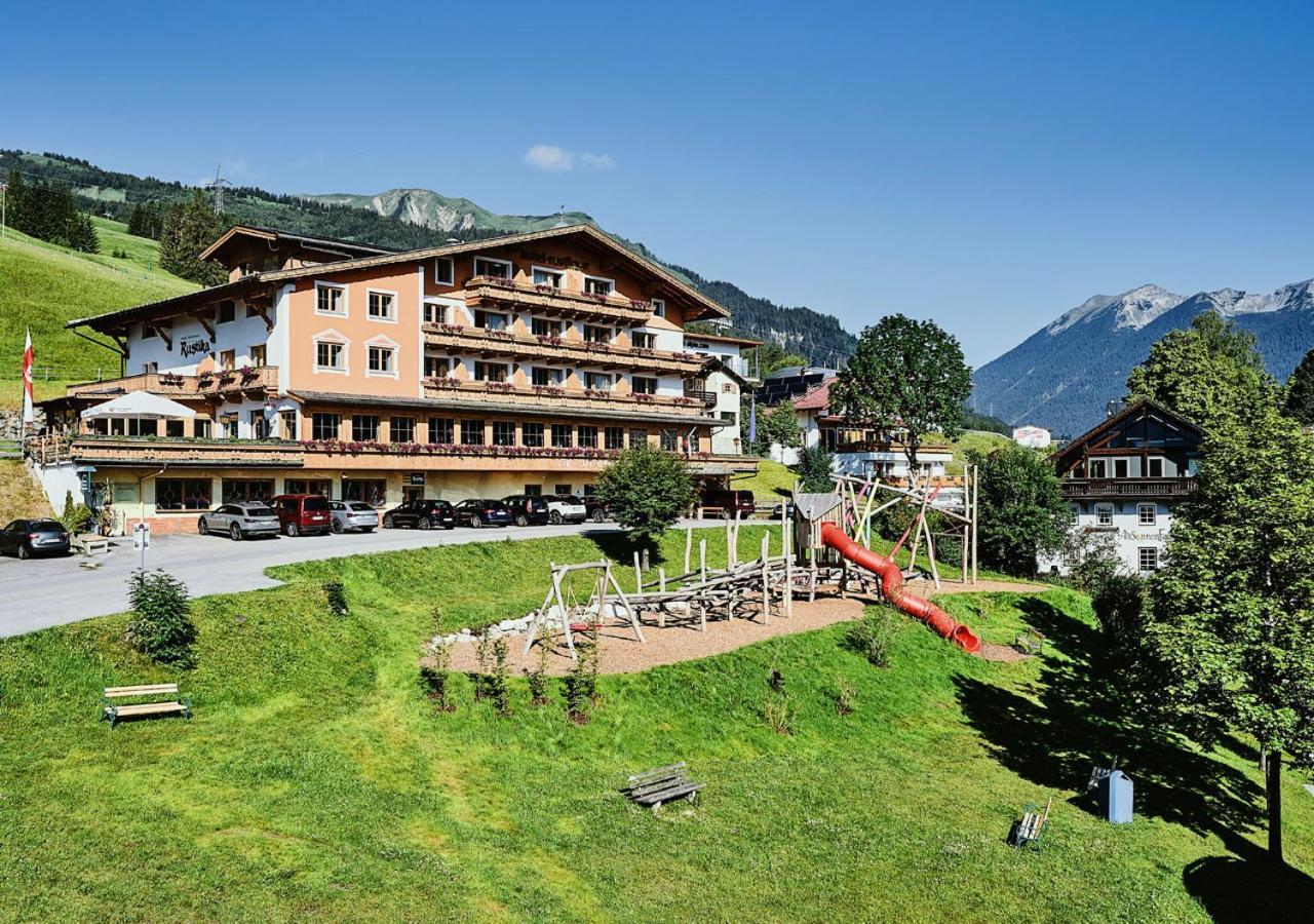 Hotel Rustika Lermoos Exteriör bild
