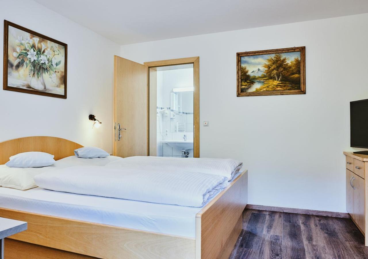 Hotel Rustika Lermoos Rum bild
